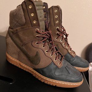 Nike Sneaker Wedge Boots